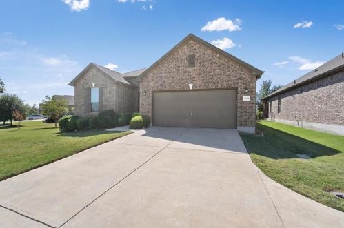 31428 Kingsway Rd, Georgetown, TX 78628-1276