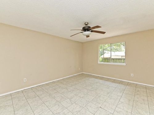 8903 Curlew Dr, Austin TX  78748-5129 exterior