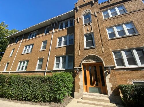 3418 Carmen Ave, Chicago, IL 60625-4904