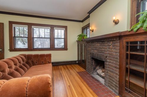 2381 Carter Ave, Saint Paul MN  55108-1625 exterior