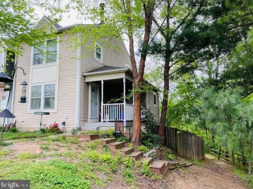 15335 Gatehouse Ter, Woodbridge, VA 22191-4135