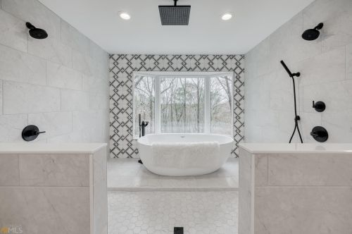 170 Huntcliff Pt, Atlanta GA  30350-1601 exterior