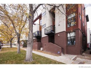2633 18th St, Denver, CO 80211-3933