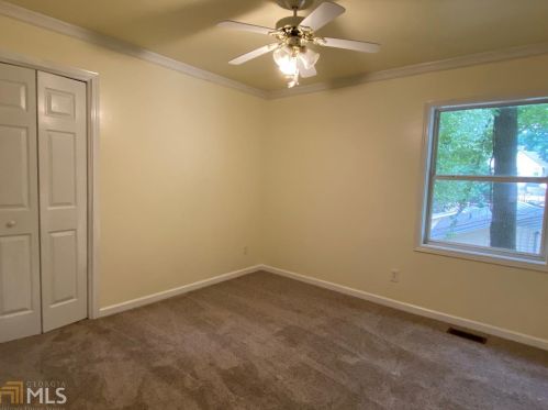 5779 Hillside Ave, Atlanta GA  30340-4325 exterior