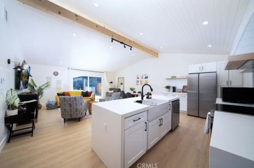 9935 Harle Ave, Anaheim CA  92804-5925 exterior