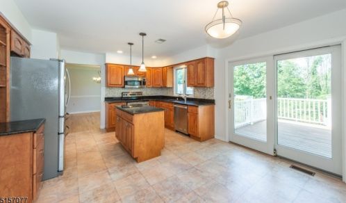 69 Lawrence Rd, Dover NJ  07869-3100 exterior