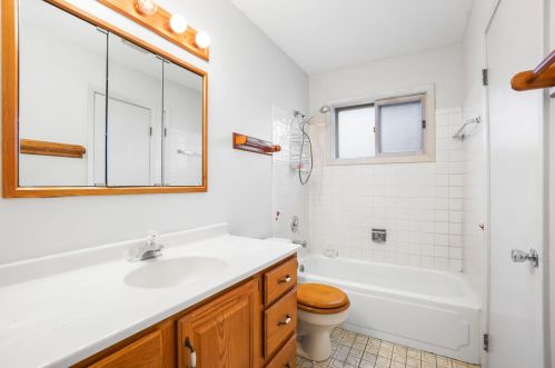 152 Larchmont Way, Lemont IL  60440-2669 exterior