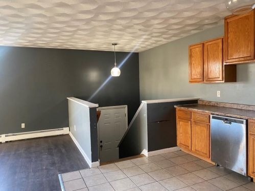 80 Mercy St, Providence, RI 02909-4728
