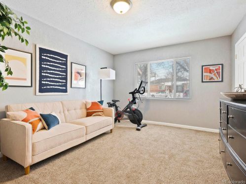 885 Quentin St, Denver CO  80011-6307 exterior