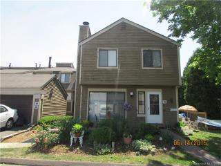 617 Longfellow Dr, Branford, CT 06405-5811