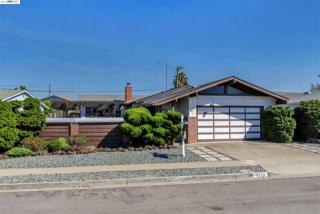1270 Thornwall Ln, Hayward, CA 94545-3160