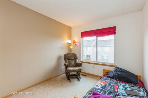 868 Clover Ln, Pingree Grove IL  60140-9116 exterior