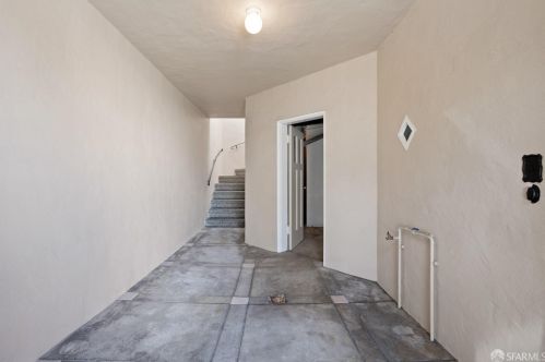 22 Allison St, San Francisco, CA 94112-3702