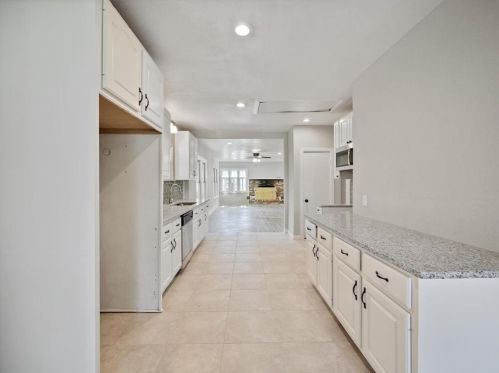 2608 Marlin St, Fort Worth TX  76105-4440 exterior