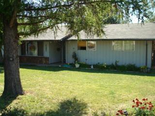 2297 23rd St, Eagle Crest, OR 97756-9011