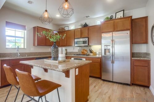 2427 Longstaff Ct, San Marcos, CA 92078-6601