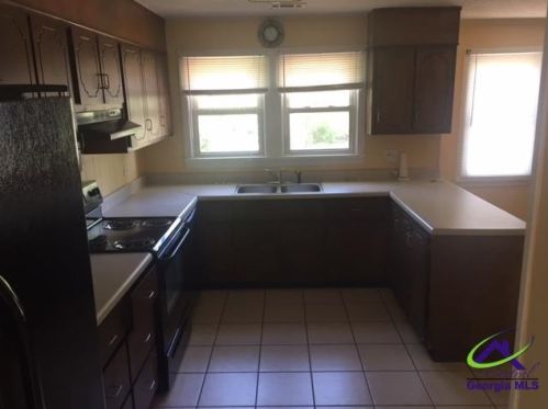 105 Mimosa Dr, Warner Robins GA  31093-3251 exterior