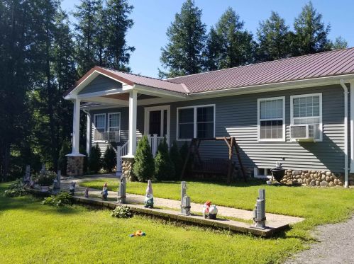 10 Wildwood Ave, Unity, NH 03743-2450