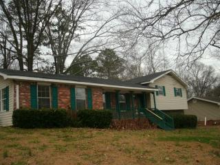 6145 Marilla St, Douglasville, GA 30135-3923