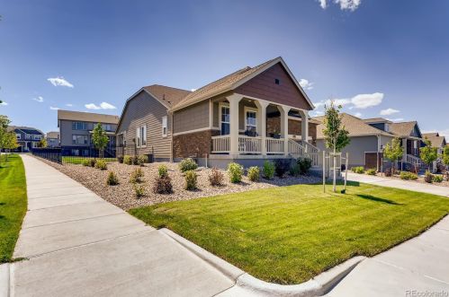 28052 Nova Pl, Denver, CO 80016