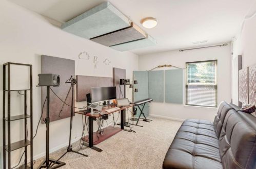 3861 Lake Sanctuary Way, Atlanta GA  30349-1984 exterior