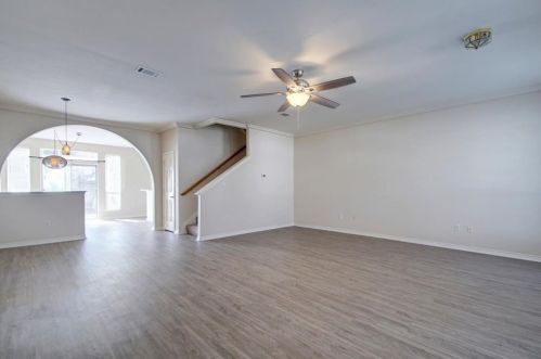 12213 Abbey Glen Ln, Austin TX  78753-7108 exterior