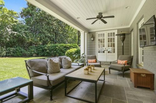 2375 Havenridge Dr, Atlanta GA  30305-4072 exterior