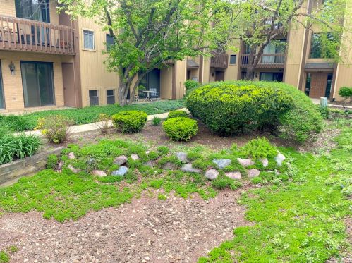 115 Olesen Dr, Naperville, IL 60540-5810