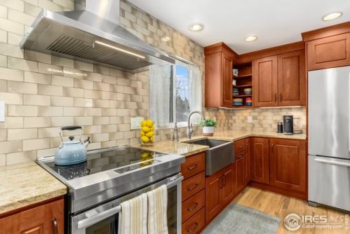 2306 Kodiak Rd, Fort Collins CO  80525-3560 exterior