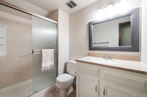 7571 Rosemary Cir, Englewood CO 80112-6419 exterior