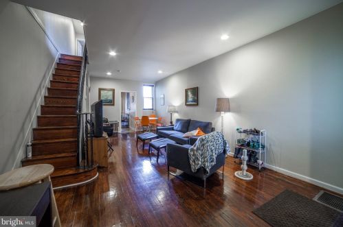 3080 Cedar St, Philadelphia, PA 19134-4319