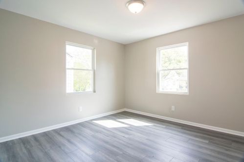 5218 Charloe St, Cincinnati OH  45227-1034 exterior