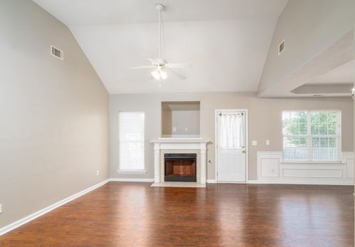180 Royal Pine Dr, Burnettown, SC 29851-3257