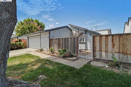 5311 Birch Grove Dr, San Jose, CA 95123-1707
