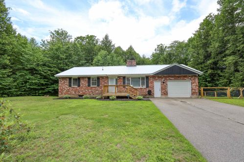 33 Scotts Dr, Unity, NH 03603-4321