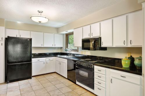 13056 Euclid Ave, Saint Paul MN  55124-4404 exterior