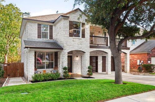 10305 Channel Island Dr, Austin TX  78747-2698 exterior