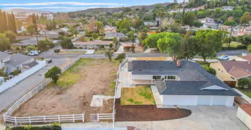 3096 Reservoir Dr, Simi Valley CA  93065-1001 exterior