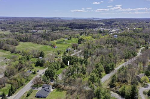 12 Bluff Rd, Yarmouth, ME 04096-7300