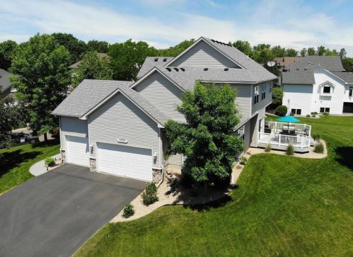 5010 Harbor Ln, Minneapolis, MN 55446-3483