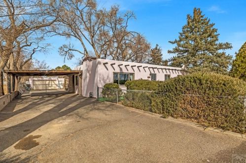 1029 28th Ln, Pueblo, CO 81006-9607