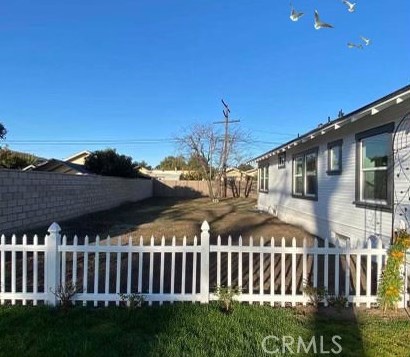 1020 Hickory St, Santa Ana CA  92701-6004 exterior