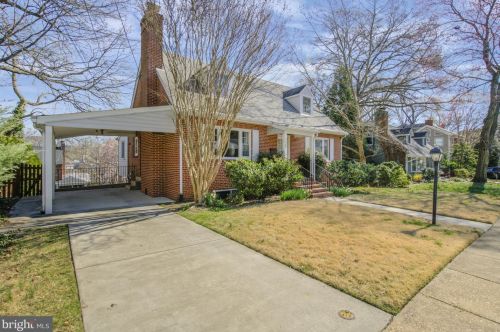 739 26th Pl, Arlington, VA 22202-2407