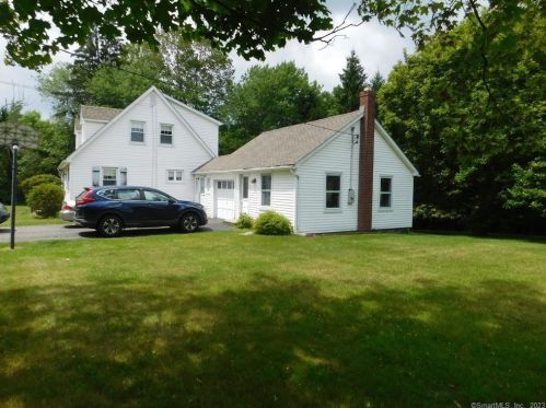 77 Cheshire Rd, Waterbury, CT 06712-1611