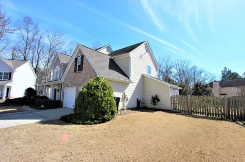 3262 Lost Meadows Ln, Buford, GA 30519-8451