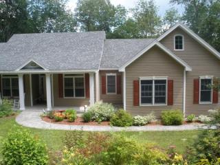 631 Olde Farms Rd, Grantham, NH 03753-3112