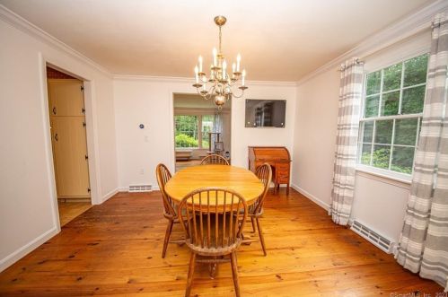 6 Shady Dell Ln, Somers CT  06071-2136 exterior