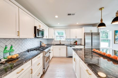 4401 Clarke Dr, Fort Worth TX  76135-2104 exterior