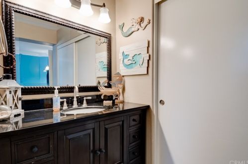 8245 Alpine Ct, Anaheim CA  92808-2318 exterior