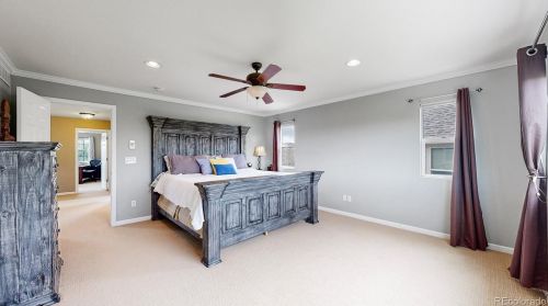 7232 Oak Hl, Aurora CO 80016-2061 exterior